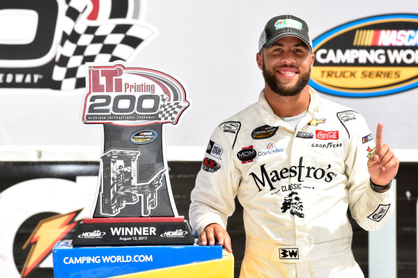 NASCAR Camping World Truck Series
LTI Printing 200
Michigan International Speedway, Brooklyn, MI USA
Saturday 12 August 2017
Darrell Wallace Jr, Maestro's Classic Chevrolet Silverado celebrates in Victory Lane
World Copyright: Nigel Kinrade
LAT Images