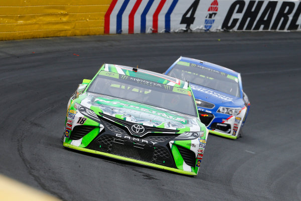 Monster Energy NASCAR Cup Series
Bank of America 500
Charlotte Motor Speedway, Concord, NC
Sunday 8 October 2017
Kyle Busch, Joe Gibbs Racing, Interstate Batteries Toyota Camry and Jamie McMurray, Chip Ganassi Racing, Sherwin-Williams Chevrolet SS
World Copyright: Russell LaBounty
LAT Images Monster Energy NASCAR Cup Series
Bank of America 500
Charlotte Motor Speedway, Concord, NC
Sunday 8 October 2017
Kyle Busch, Joe Gibbs Racing, Interstate Batteries Toyota Camry and Jamie McMurray, Chip Ganassi Racing, Sherwin-Williams Chevrolet SS
World Copyright: Russell LaBounty
LAT Images