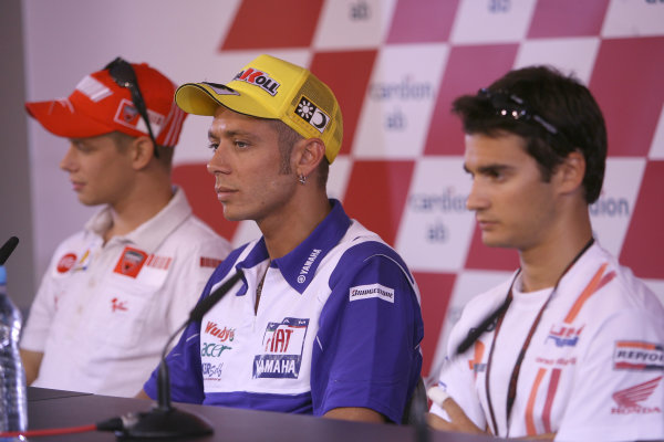 2008 MotoGP Championship - Czech Republic
Brno, Czech Republic. 14th - 17th August 2008.
Valentino Rossi Fiat Yamaha Team in the pre event press conference.
World Copyright: Martin Heath / LAT Photographic
ref: Digital Image BPI_Moto
5jtf 2008 MotoGP Championship - Czech Republic
Brno, Czech Republic. 14th - 17th August 2008.
Valentino Rossi Fiat Yamaha Team in the pre event press conference.
World Copyright: Martin Heath / LAT Photographic
ref: Digital Image BPI_Moto
5jtf