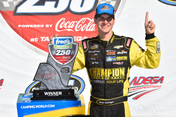 21-22 October, 2016, Talladega, Alabama USA
Grant Enfinger wins at Talladega
©2016, John Harrelson / LAT Photo USA 21-22 October, 2016, Talladega, Alabama USA
Grant Enfinger wins at Talladega
©2016, John Harrelson / LAT Photo USA