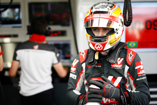 Interlagos, Sao Paulo, Brazil.
Friday 11 November 2016.
Charles Leclerc, Test and Reserve Driver, Haas F1.
World Copyright: Andy Hone/LAT Photographic
ref: Digital Image _ONZ4642