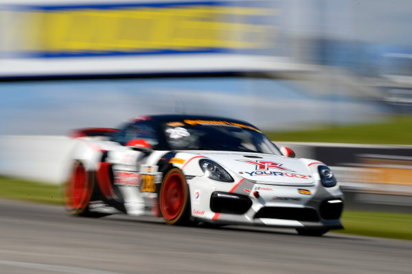 IMSA Continental Tire SportsCar Challenge
Mobil 1 SportsCar Grand Prix
Canadian Tire Motorsport Park
Bowmanville, ON CAN
Saturday 8 July 2017
28, Porsche, Porsche Cayman GT4, GS, Dylan Murcott, Dillon Machavern
World Copyright: Scott R LePage/LAT Images